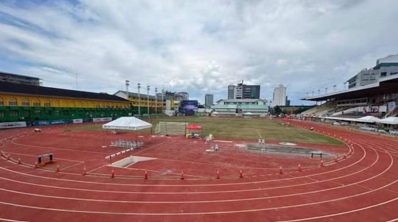 Cebu City Sports Center Unveils Pickleball Courts Amidst Oval Debate